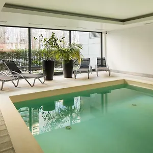 Apartment Skyscraper Riverview With Indoor Pool, Lissabon