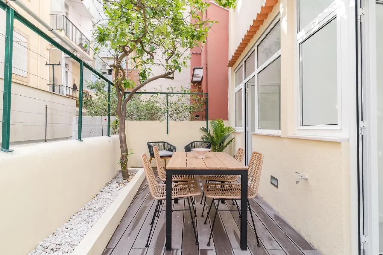 Casa Boma Lisboa - Modern And Stylish Apartment With Private Terrace - Lapa IV 0*, Lisbon