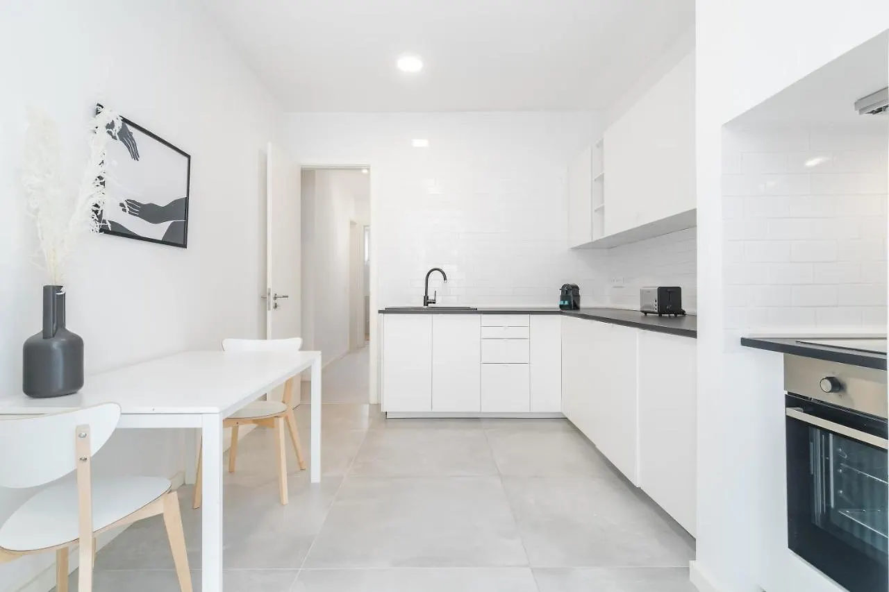 Casa Boma Lisboa - Modern And Stylish Apartment With Private Terrace - Lapa IV Lisbon